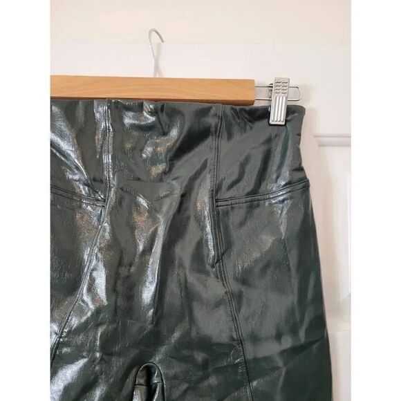 Spanx Faux Patent Leather in Green Lyst S - Picture 4 of 4